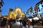 Piazza Duomo Mercatino e Luci NataleJPG